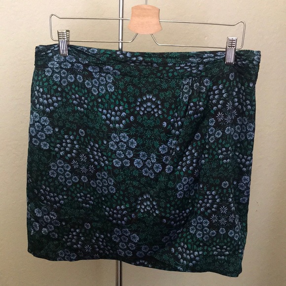 Banana Republic Floral Print Tulip Hem Skirt - Picture 3 of 8